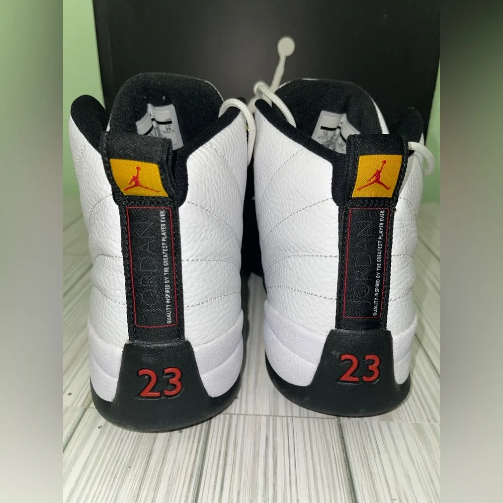 Preowned/lightly Used: Air Jordan 12 TAXI, white blk Varsity Red Retro, Size 10. - Picture 6 of 11